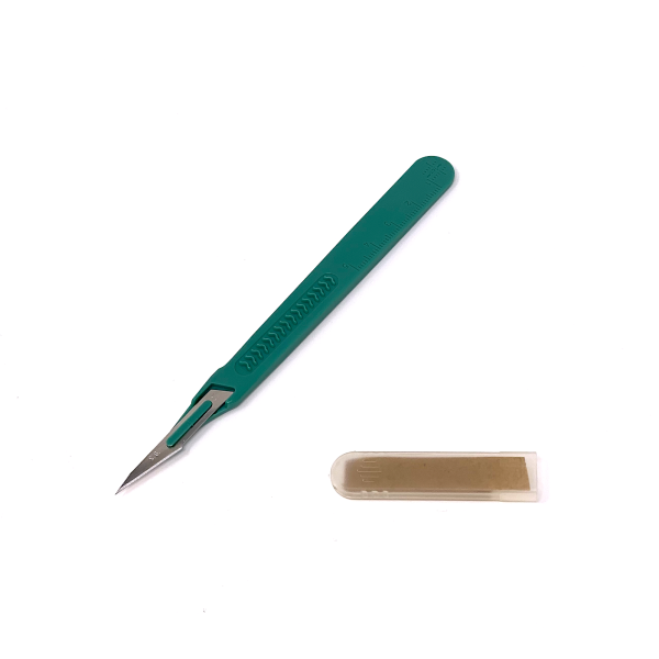 Disposable Scalpels Sterile Surgical Blade Size 11 Stainless Steel with Plastic Handle & Metric Line Individually Foil Wrapped Box of 100