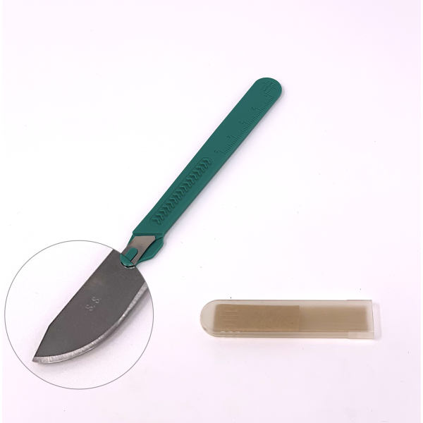 Disposable Scalpels Sterile Surgical Blade Size 22 Stainless Steel with Plastic Handle & Metric Line Individually Foil Wrapped Box of 10