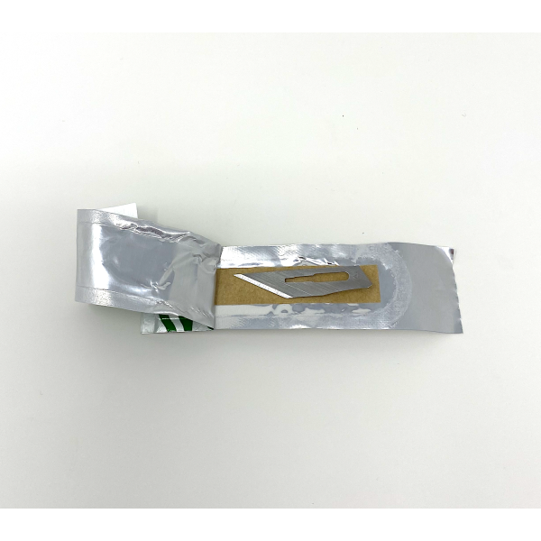 Disposable Surgical Scalpel Blades Sterile High Grade Carbon Steel 2.1% 10xx Individually Foil Wrapped Size 11 Box of 100
