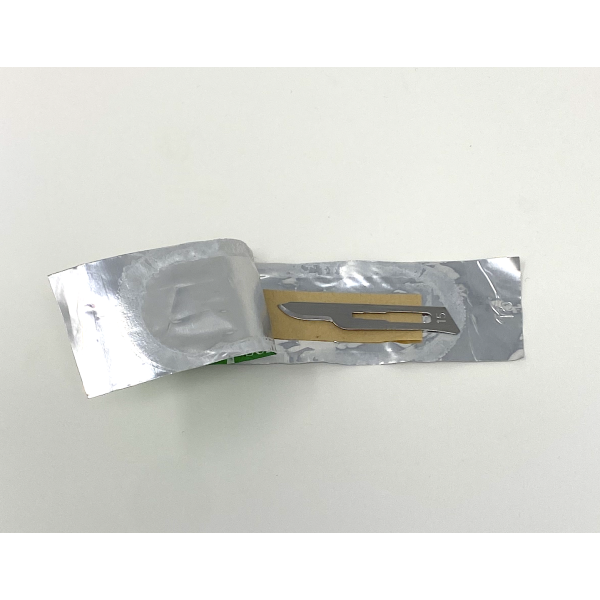 Disposable Surgical Scalpel Blades Sterile High Grade Carbon Steel 2.1% 10xx Individually Foil Wrapped Size 15 Box of 100